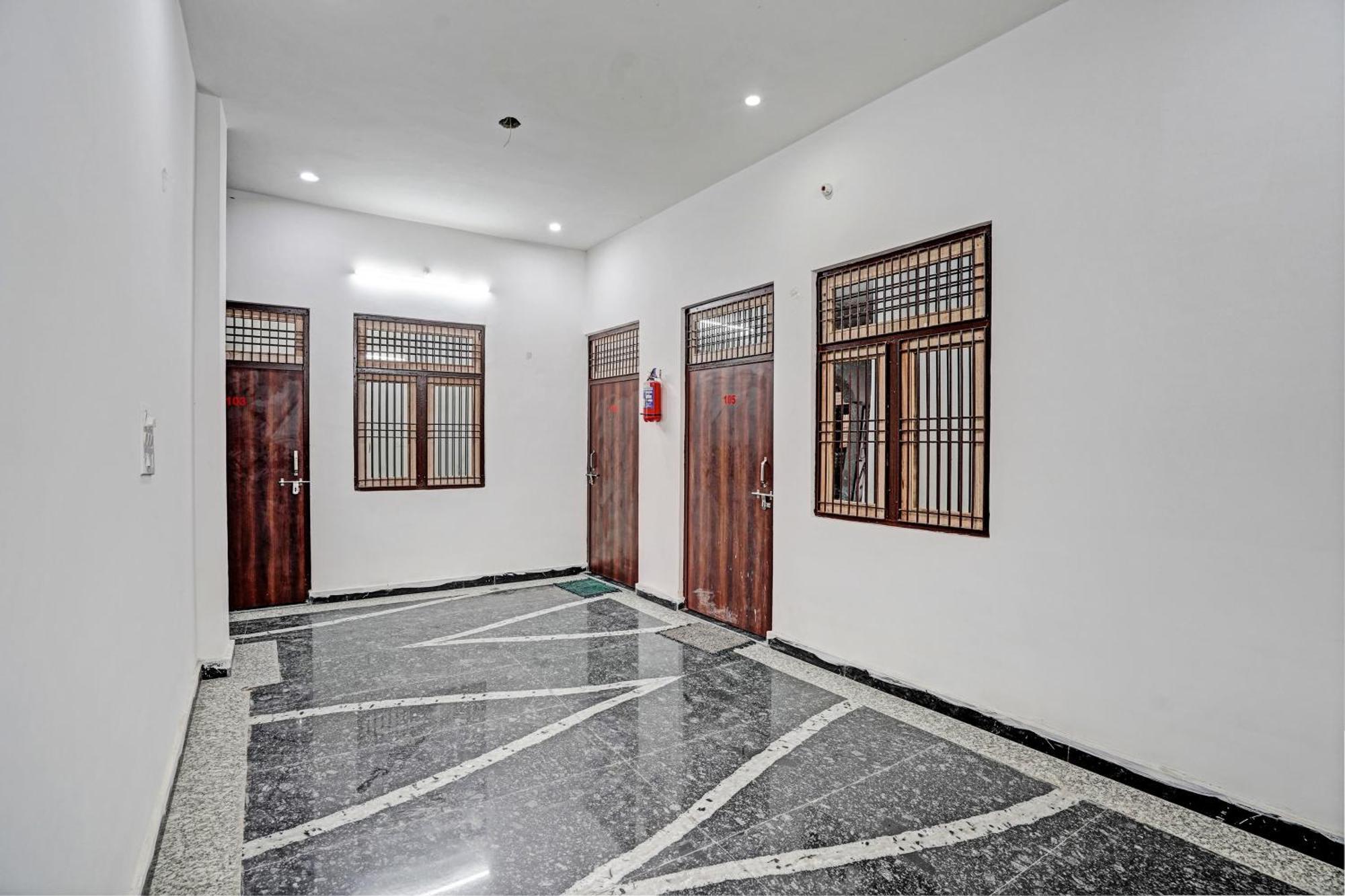 Hotel O Highway Plaza And Resorts 2 Hathras Екстер'єр фото